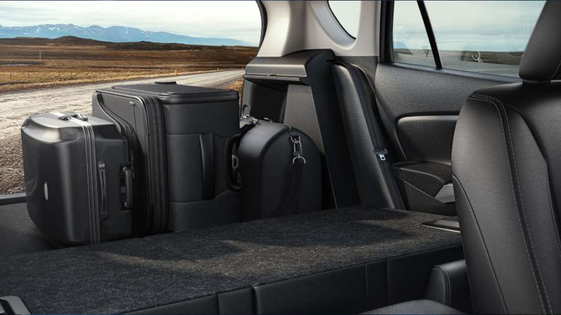 60:40 SPLIT REAR SEATS